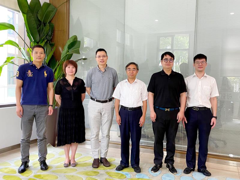 J9����|����վ����